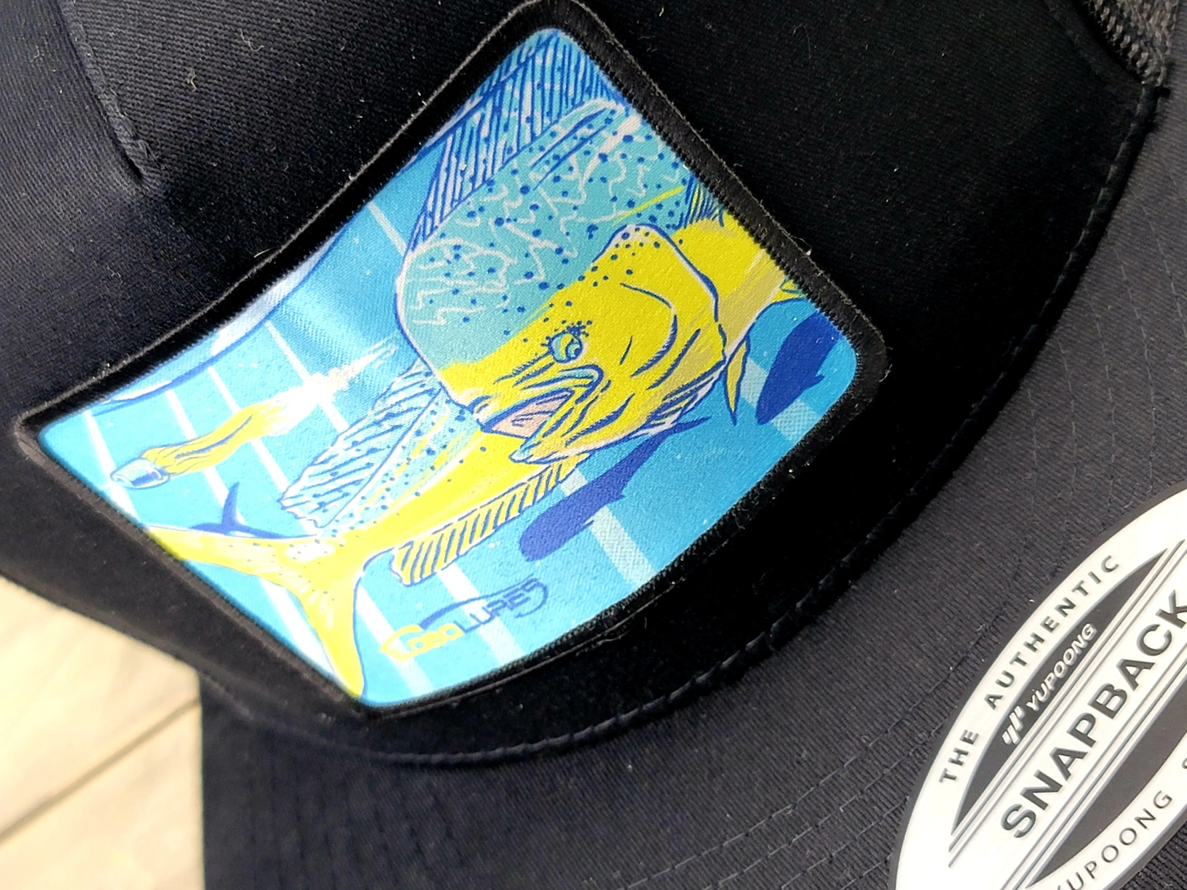 Lobo Lures Bully Mahi Lifestyle Classic Snapback Flat Brim Trucker Hat